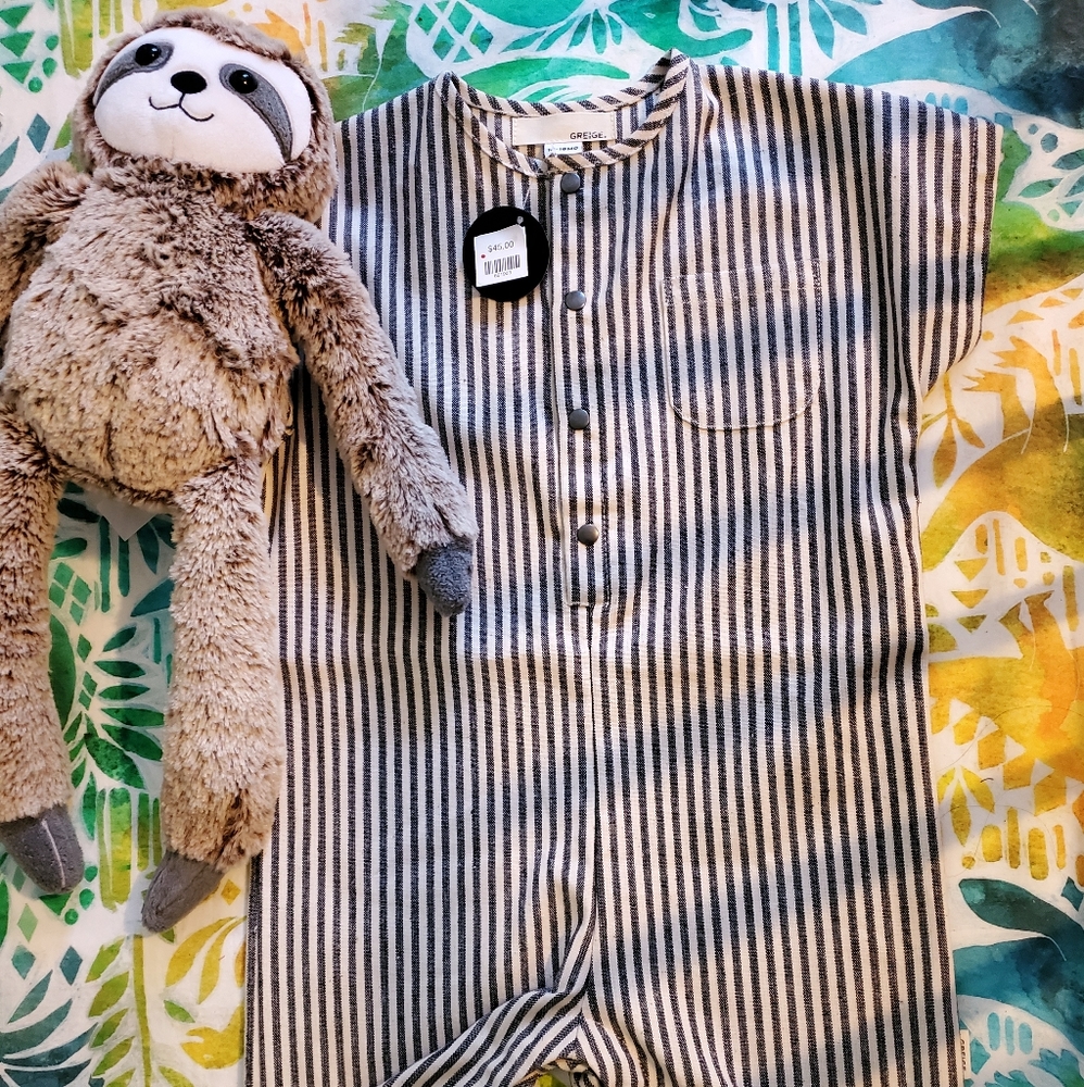 Greige. Stripes romper